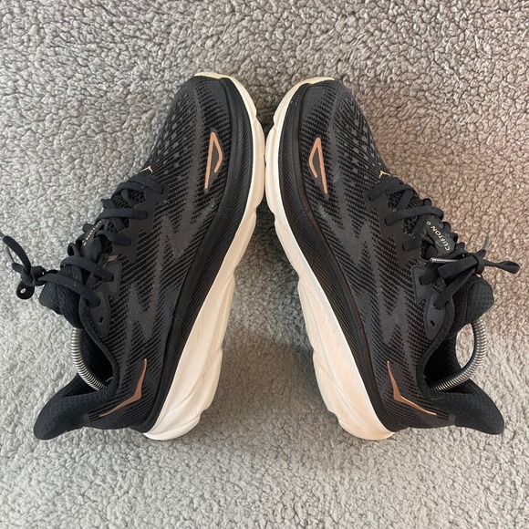 Hoka One Clifton 9 Womens size 9B Black Rose Gold Running Comfort Walking Shoes - Picture 5 of 8